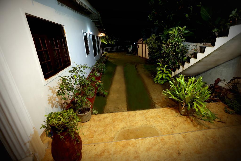 Travellers Home Kandy Exterior foto